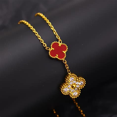 dây chuyền lv cỏ 4 lá|dây chuyền van cleef.